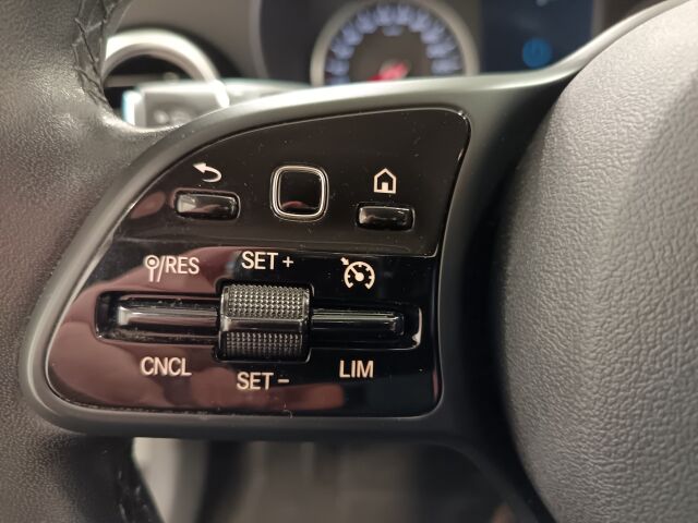 Mercedes-Benz C 2020 300 e T A Business Edition EQ Power"SUPERUPEA JOHTOTÄHTI VÄHILLÄ KILOMETREILLÄ"