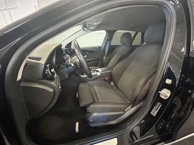 MERCEDES-BENZ C 2020 300 e T A Business Edition EQ Power