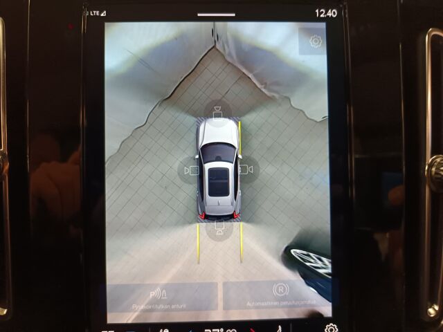 VOLVO XC40 2023 Recharge Twin Ultimate aut