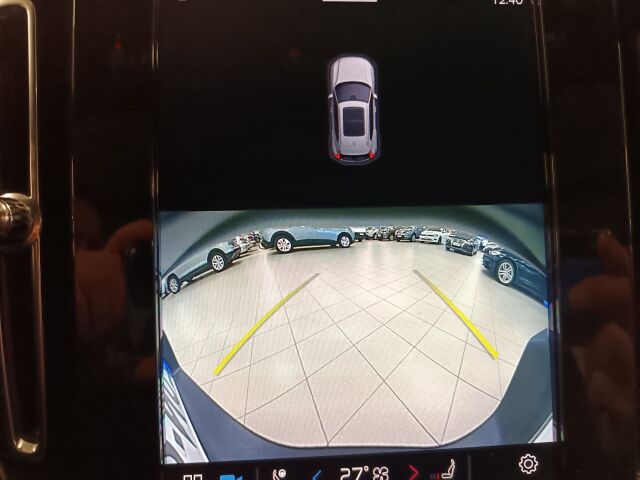 VOLVO XC40 2023 Recharge Twin Ultimate aut