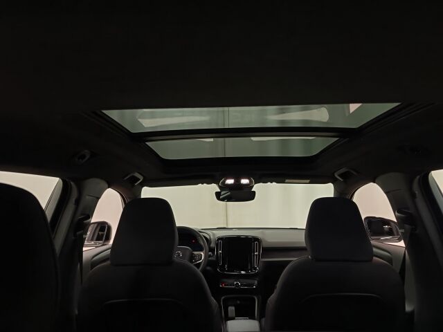 VOLVO XC40 2023 Recharge Twin Ultimate aut