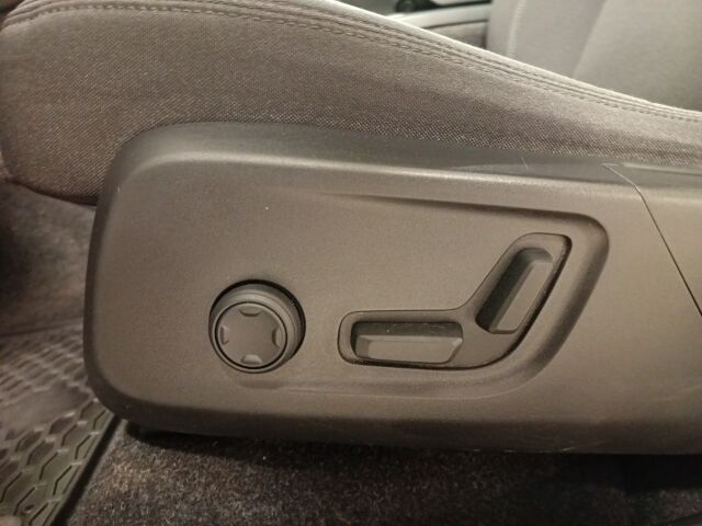 VOLVO XC40 2023 Recharge Twin Ultimate aut