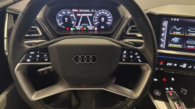 AUDI Q4 e-tron 2023 50 e-tron quattro Sportback Edition One