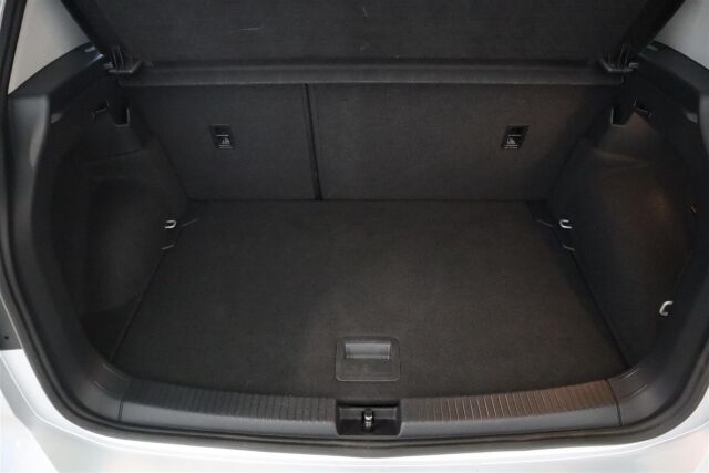 VOLKSWAGEN T-Cross 2023 Style Business 1,0 TSI 81 kW DSG-automaatti