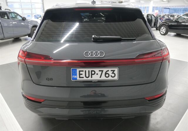 AUDI Q8 e-tron 2023 50 quattro Progress