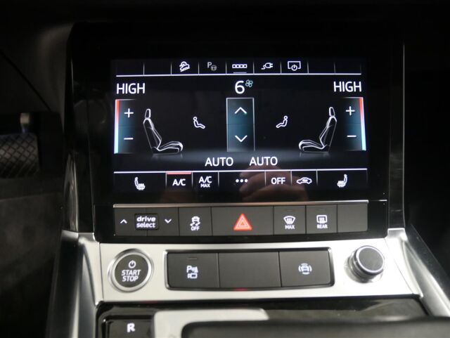 AUDI Q8 e-tron 2023 50 quattro Progress