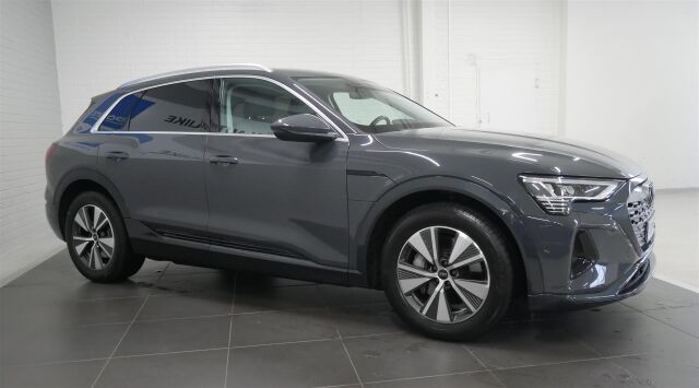 AUDI Q8 e-tron 2023 50 quattro Progress