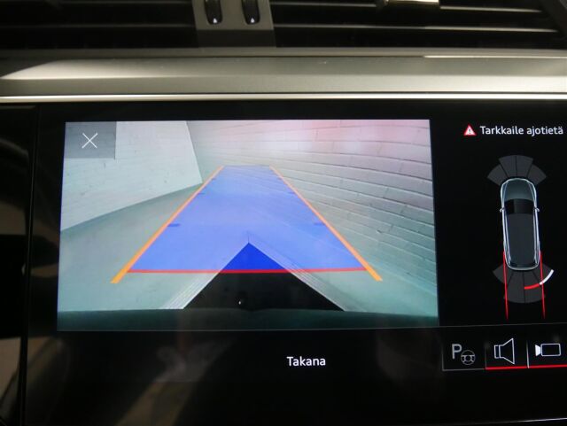 AUDI Q8 e-tron 2023 50 quattro Progress