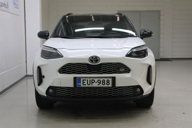 TOYOTA Yaris Cross 2023 1,5 Hybrid GR SPORT