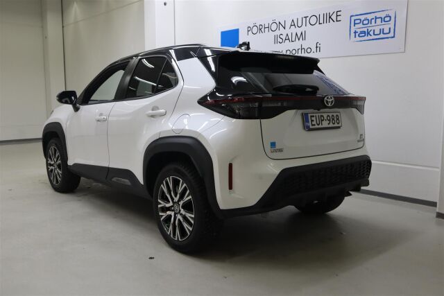 TOYOTA Yaris Cross 2023 1,5 Hybrid GR SPORT