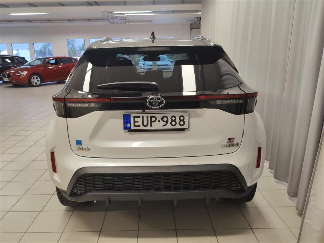 TOYOTA Yaris Cross 2023 1,5 Hybrid GR SPORT