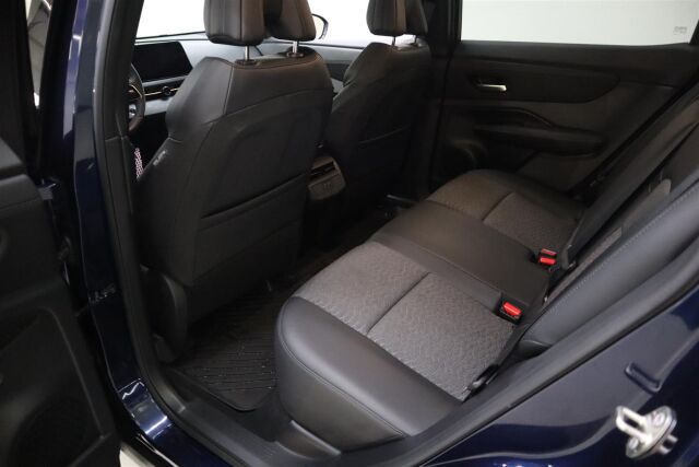Nissan Ariya 2024 63kWh Advance 2WD
