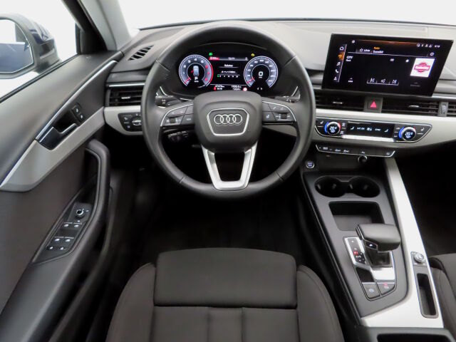 AUDI A4 2024 Avant 40 TFSI MHEV Land of quattro