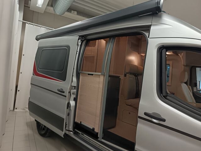 FORD BÜRSTNER 2024 LINEO 590C **SUPERUPEA LUXUSRETKIS KAIKILLA MAUSTEILLA**