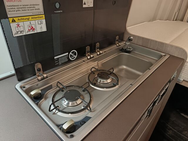 FORD BÜRSTNER 2024 LINEO 590C **SUPERUPEA LUXUSRETKIS KAIKILLA MAUSTEILLA**