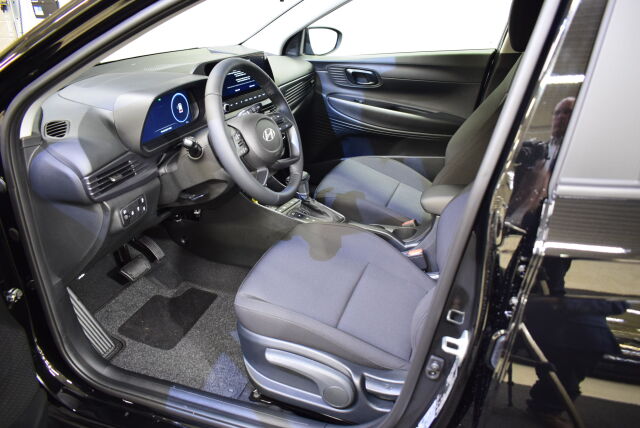 Hyundai i20 5d 2025 1,0 T-GDI 100 hv 7-DCT Comfort***SIS 2X RENKAAT***