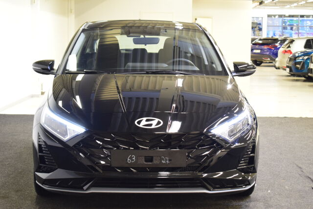 Hyundai i20 5d 2025 1,0 T-GDI 100 hv 7-DCT Comfort***SIS 2X RENKAAT***