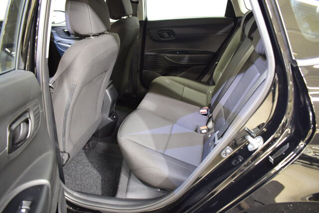 Hyundai i20 5d 2025 1,0 T-GDI 100 hv 7-DCT Comfort***SIS 2X RENKAAT***