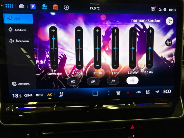 Volkswagen ID.7 2025 Tourer GTX 4MOTION 75-v Juhlamalli 250 kW, akku 86 kWh