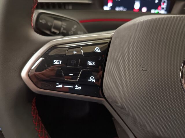 Volkswagen ID.7 2025 GTX 4MOTION 75-v Juhlamalli 250 kW, akku 86 kWh