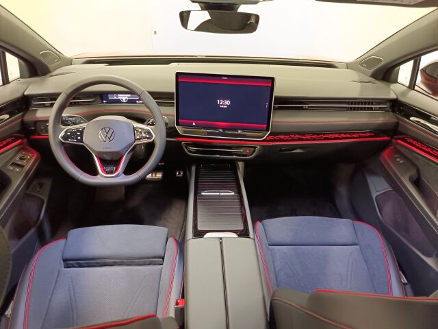 Volkswagen ID.7 2025 GTX 4MOTION 75-v Juhlamalli 250 kW, akku 86 kWh
