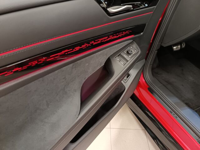 Volkswagen ID.7 2025 GTX 4MOTION 75-v Juhlamalli 250 kW, akku 86 kWh