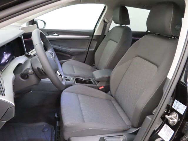 Volkswagen Golf 2025 Variant Comfort Business 1,5 eTSI 85 kW (MHEV) DSG-automaatti