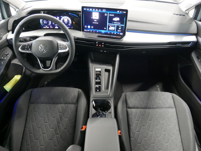 Volkswagen Golf 2026 Comfort 75-v Juhlamalli eHybrid 150 kW (PHEV) DSG-automaatti*Talvirenkaat 750€*Heti toimitukseen!*