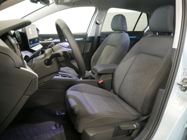 Volkswagen Golf 2026 Comfort 75-v Juhlamalli eHybrid 150 kW (PHEV) DSG-automaatti*Talvirenkaat 750€*Heti toimitukseen!*