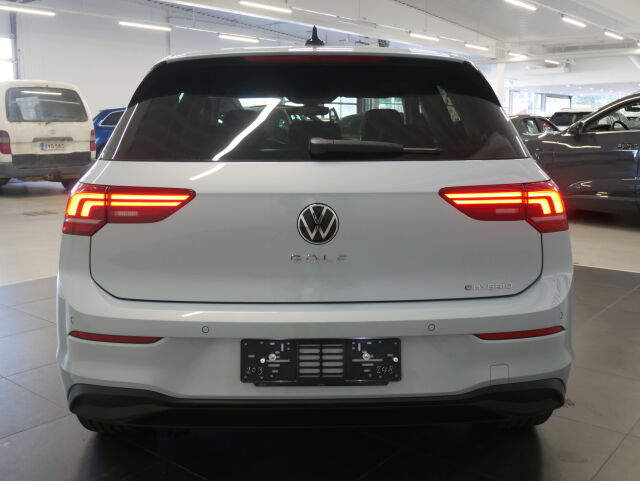Volkswagen Golf 2026 Comfort 75-v Juhlamalli eHybrid 150 kW (PHEV) DSG-automaatti*Talvirenkaat 750€*Heti toimitukseen!*