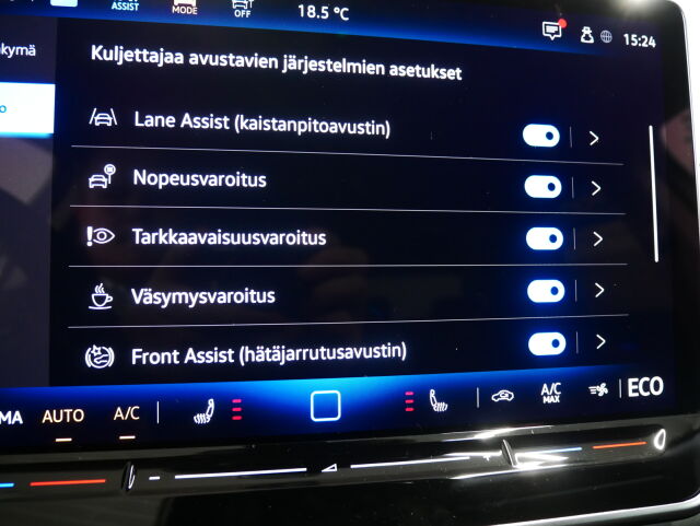 Volkswagen Golf 2026 Comfort 75-v Juhlamalli eHybrid 150 kW (PHEV) DSG-automaatti*Talvirenkaat 750€*Heti toimitukseen!*