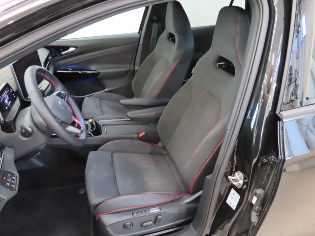 Volkswagen ID.4 2025 GTX 4MOTION 75-v Juhlamalli 250 kW, akku 79 kWh