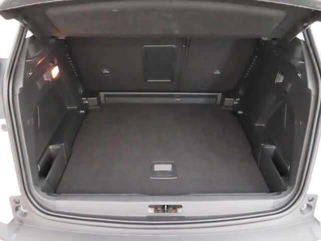 Peugeot 3008 2020 Motion Allure PureTech 130 EAT8-automaatti