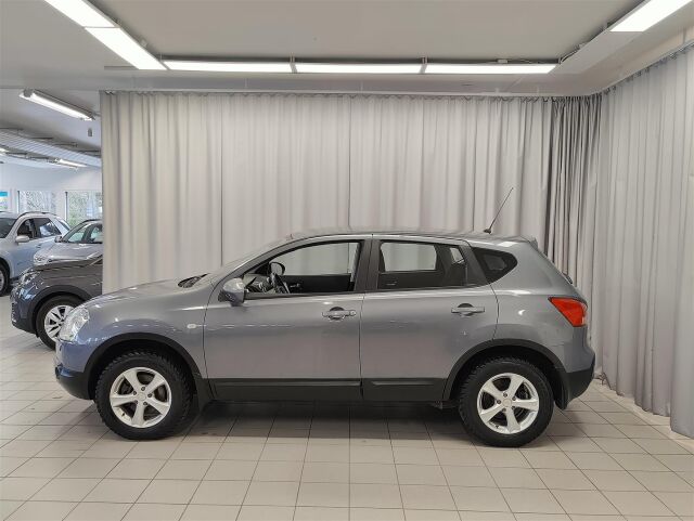 NISSAN Qashqai 2009 1,6 Acenta 5MT 4x2