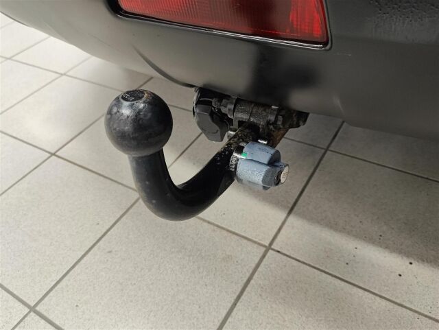 NISSAN Qashqai 2009 1,6 Acenta 5MT 4x2