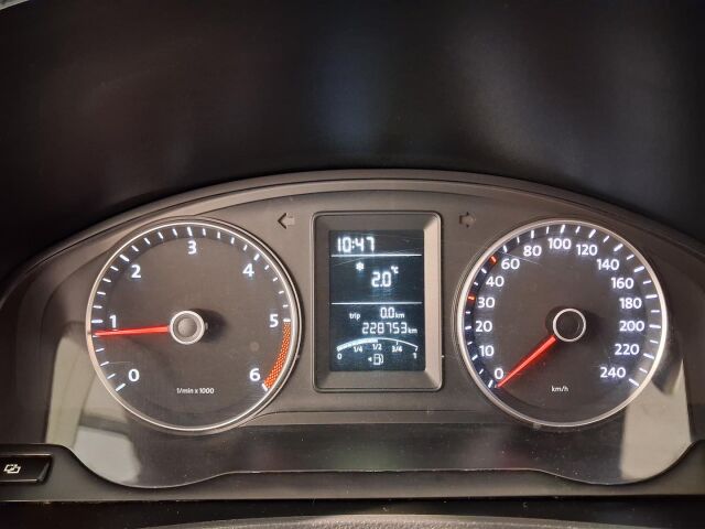 VOLKSWAGEN Transporter 2011 umpipakettiauto pitkä 2,0 TDI 75 kW Worker *SIS. ALV*