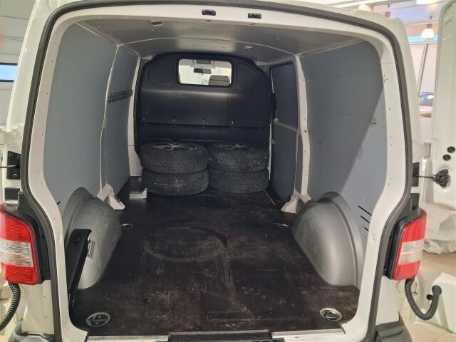 VOLKSWAGEN Transporter 2011 umpipakettiauto pitkä 2,0 TDI 75 kW Worker *SIS. ALV*