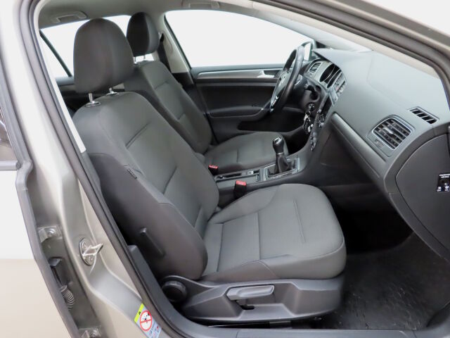 Volkswagen Golf 2013 Comfortline 1,4 TSI 90 kW (122 hv) BlueMotion Technology 4-ovinen