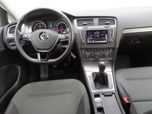 Volkswagen Golf 2013 Comfortline 1,4 TSI 90 kW (122 hv) BlueMotion Technology 4-ovinen