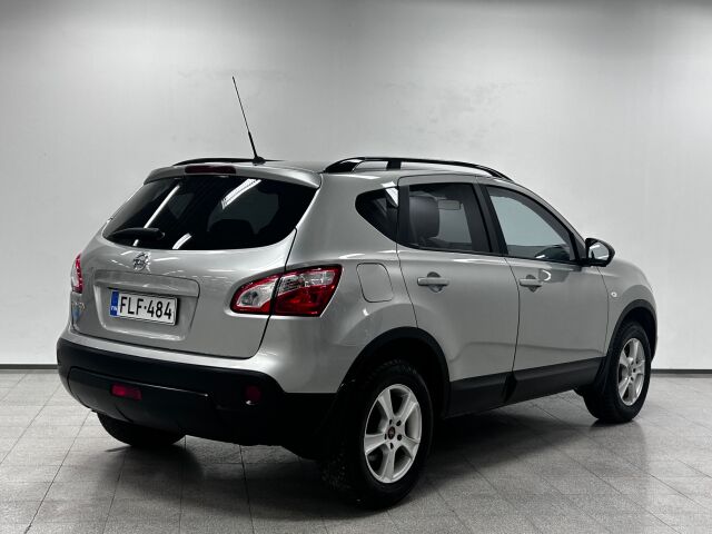 NISSAN Qashqai 2013 1,6L Stop / Start System Style 360 2WD 5M/T AVM
