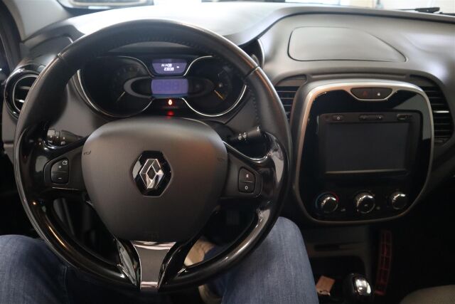 RENAULT Captur 2015 TCe 120 EDC-aut Navi Style