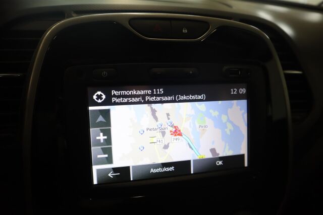 RENAULT Captur 2015 TCe 120 EDC-aut Navi Style