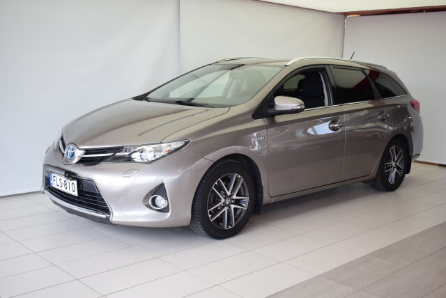 TOYOTA Auris 2015 Touring Sports 1,8 Hybrid Active Edition