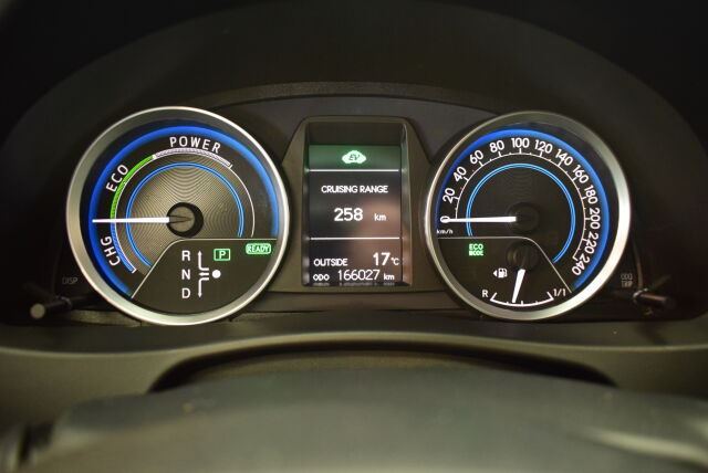 TOYOTA Auris 2015 Touring Sports 1,8 Hybrid Active Edition