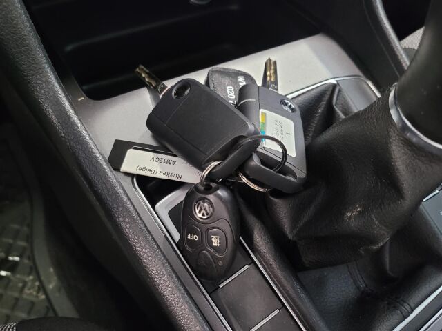 VOLKSWAGEN Golf Sportsvan 2016 Trendline 1,2 TSI 63 kW (85 hv) **Vähän ajettu** 1 x omistaja**