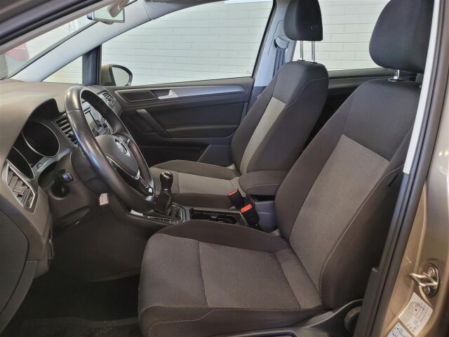 VOLKSWAGEN Golf Sportsvan 2016 Trendline 1,2 TSI 63 kW (85 hv) **Vähän ajettu** 1 x omistaja**