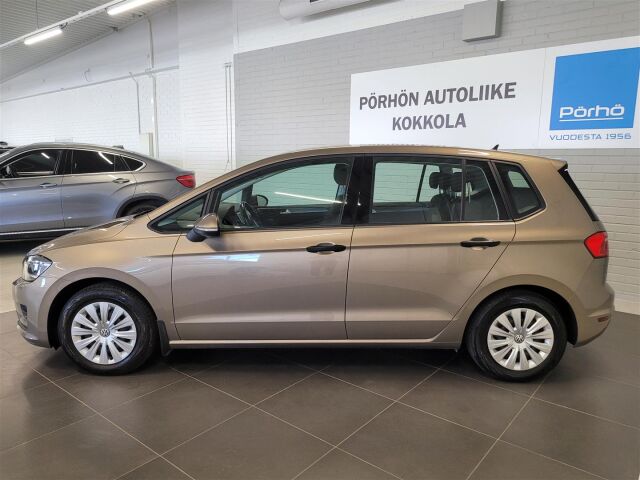 VOLKSWAGEN Golf Sportsvan 2016 Trendline 1,2 TSI 63 kW (85 hv) **Vähän ajettu** 1 x omistaja**