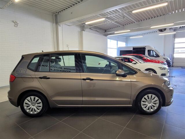 VOLKSWAGEN Golf Sportsvan 2016 Trendline 1,2 TSI 63 kW (85 hv) **Vähän ajettu** 1 x omistaja**