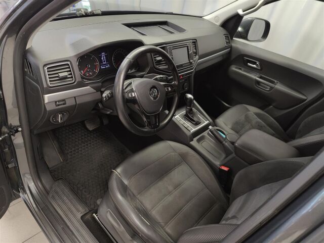 VOLKSWAGEN Amarok 2016 DC Highline 3,0 TDI 150kW 4MOTION 3080kg ilman takaistuimia