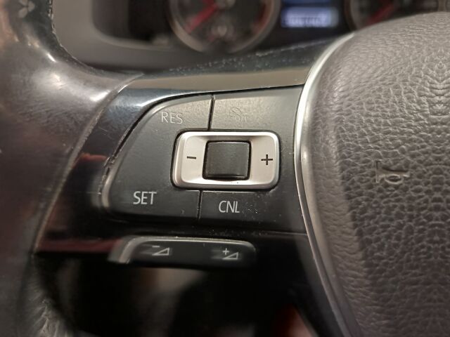 VOLKSWAGEN Transporter 2016 umpipakettiauto Pitkä 2,0 TDI 150kW 4Motion DSG (4M16)**MAKIA ALAVILLINEN PAKU**KIIRUHDA KAUPOILLE!!